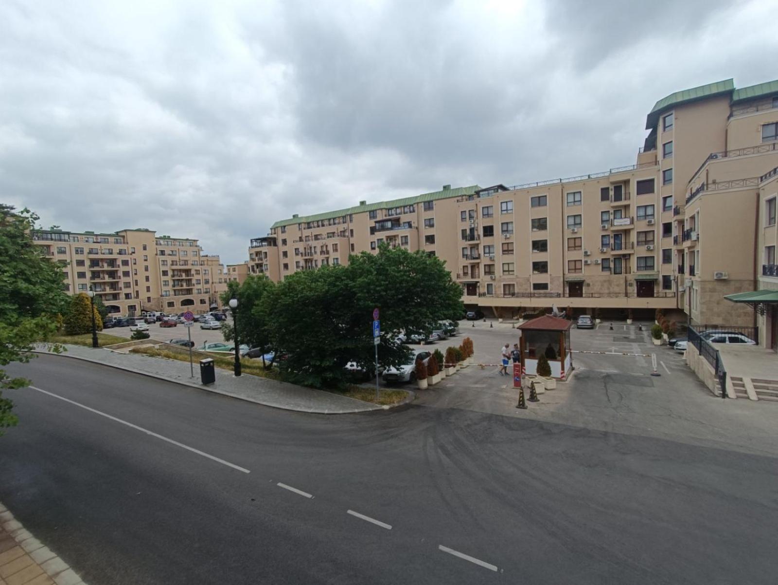 Golden Sands Rentals Apartments Ngoại thất bức ảnh