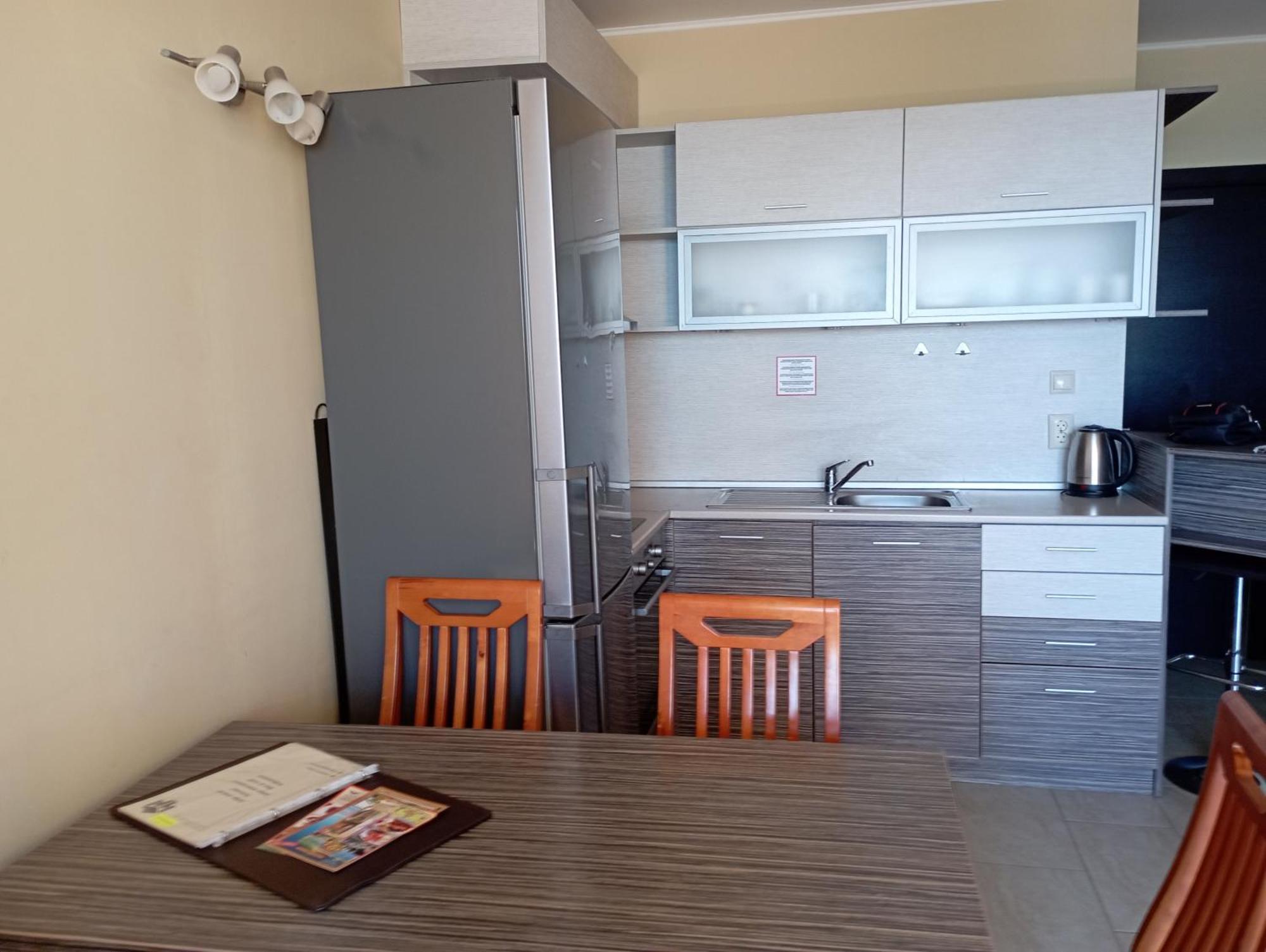Golden Sands Rentals Apartments Ngoại thất bức ảnh