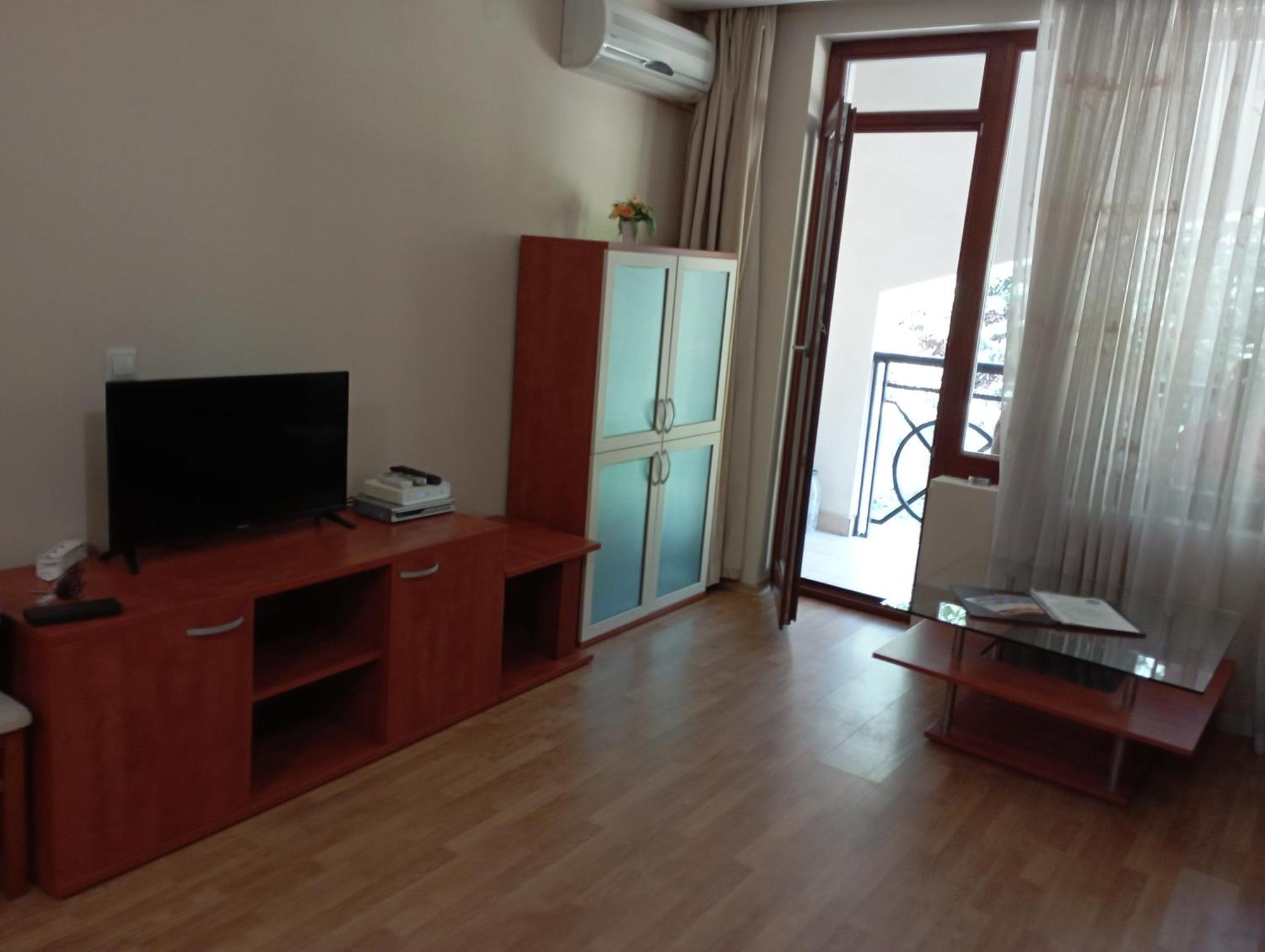 Golden Sands Rentals Apartments Ngoại thất bức ảnh