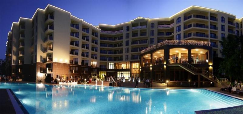 Golden Sands Rentals Apartments Ngoại thất bức ảnh