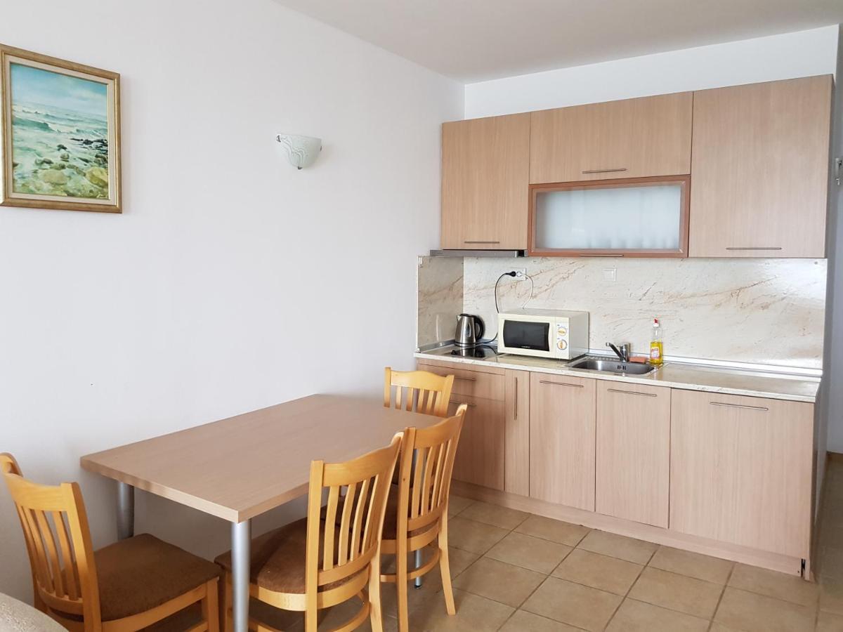 Golden Sands Rentals Apartments Ngoại thất bức ảnh