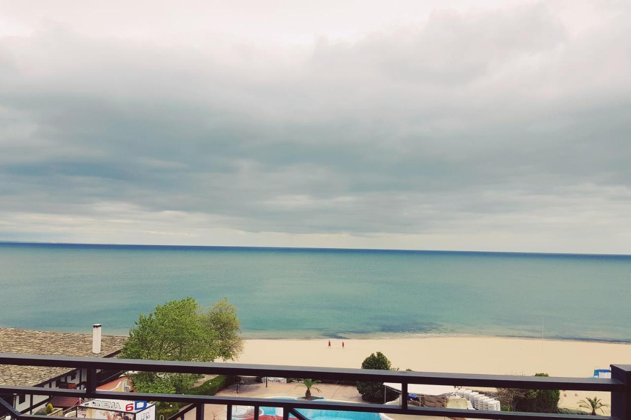 Golden Sands Rentals Apartments Ngoại thất bức ảnh