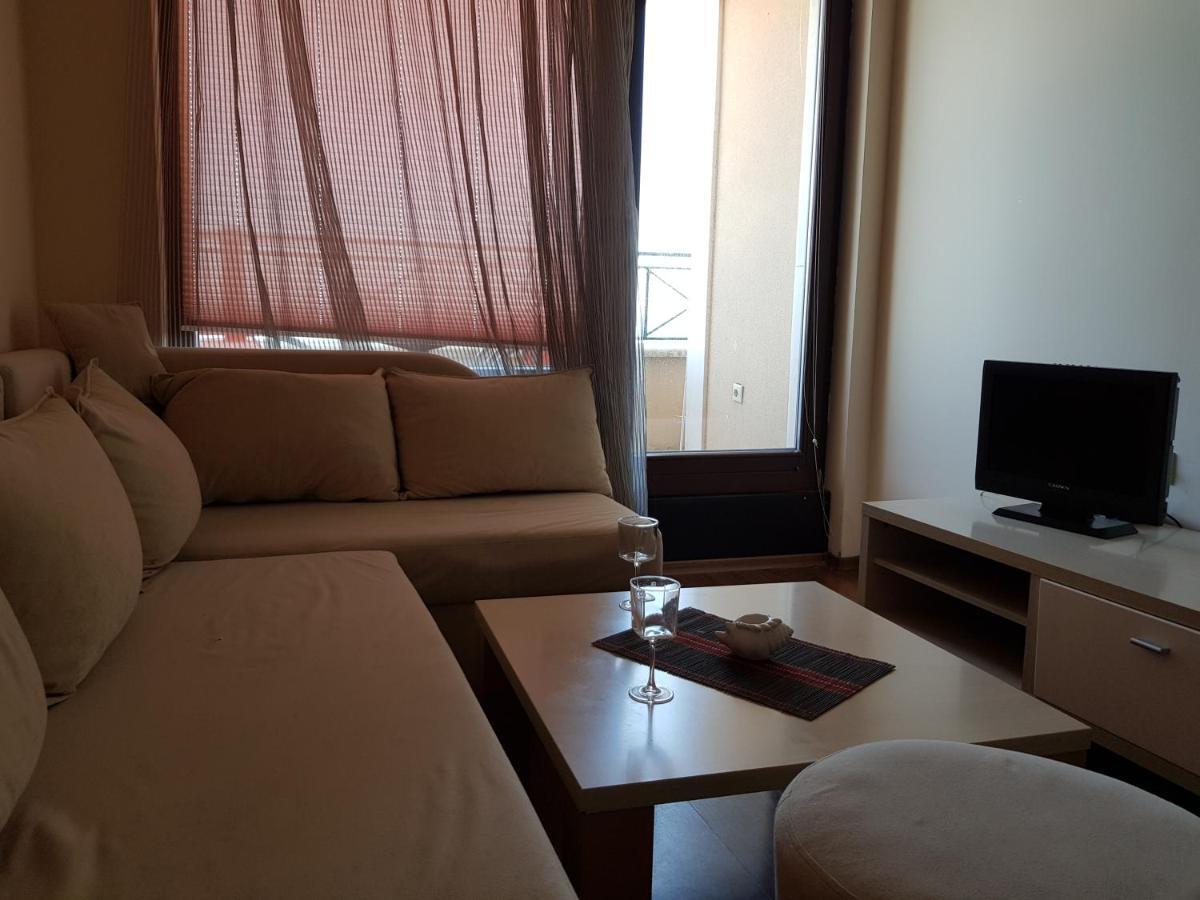 Golden Sands Rentals Apartments Ngoại thất bức ảnh