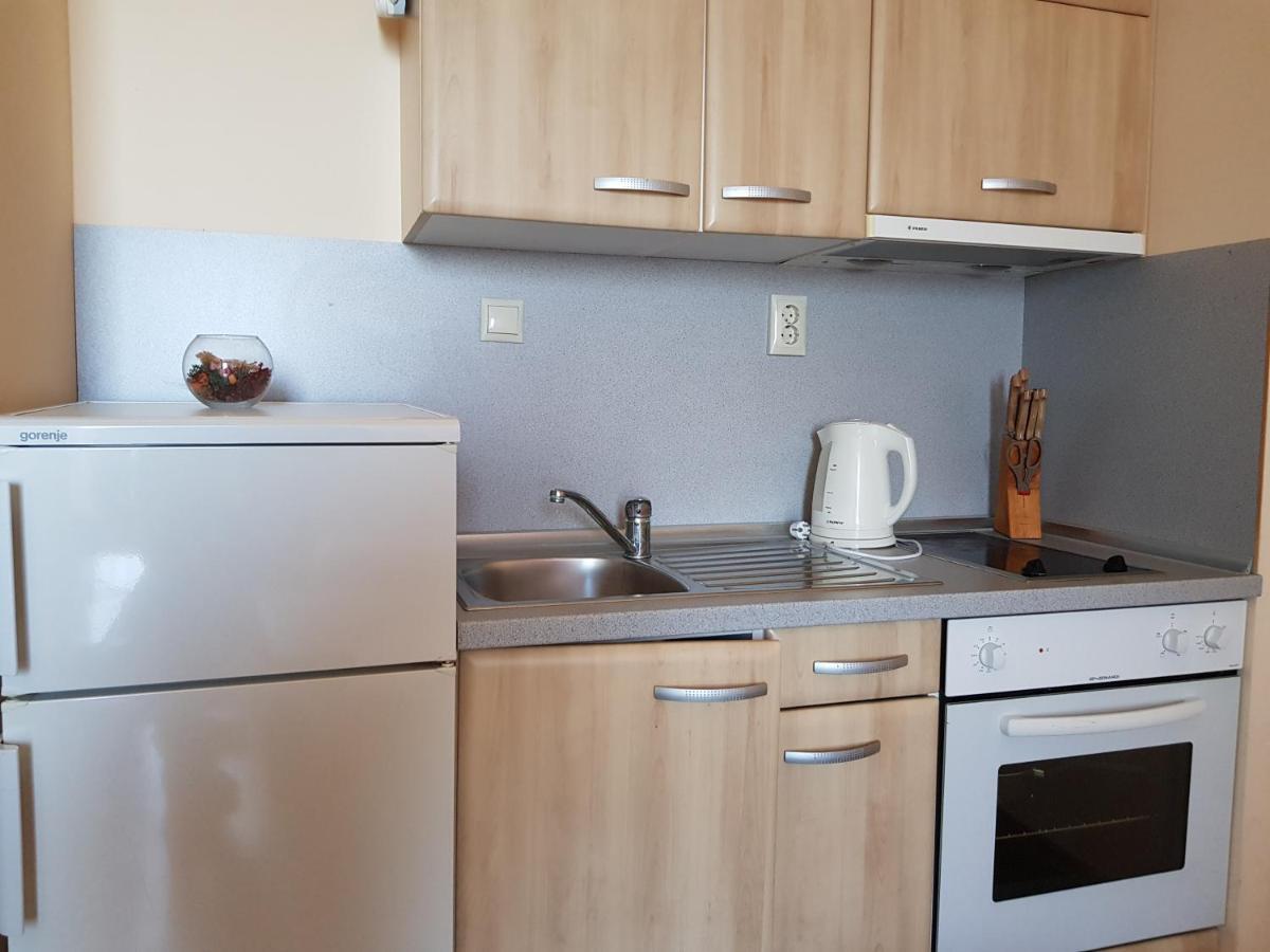 Golden Sands Rentals Apartments Ngoại thất bức ảnh